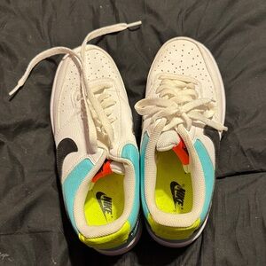 Nike Womens Court Vision Lo White Aqua Black Green Size 10